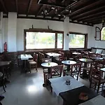 Otel Mitikas *