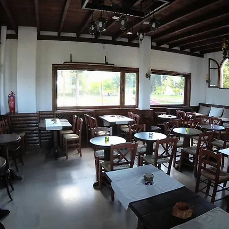 Отель Mitikas *